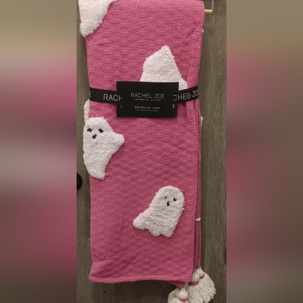 Pink ghost blanket , ghost blanket , pink halloween , Rachel zoe pink